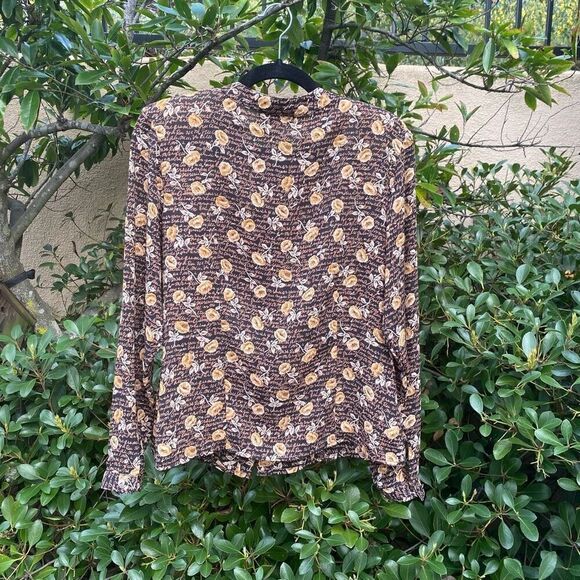 Georgiou Women's Black Tan Floral Print Long Sleeve Button Down Blouse Size 6. E - Picture 4 of 5